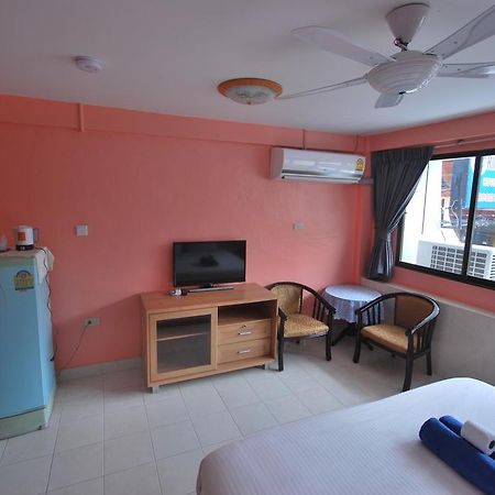 Kingfisher House & Bar Pattaya Zewnętrze zdjęcie