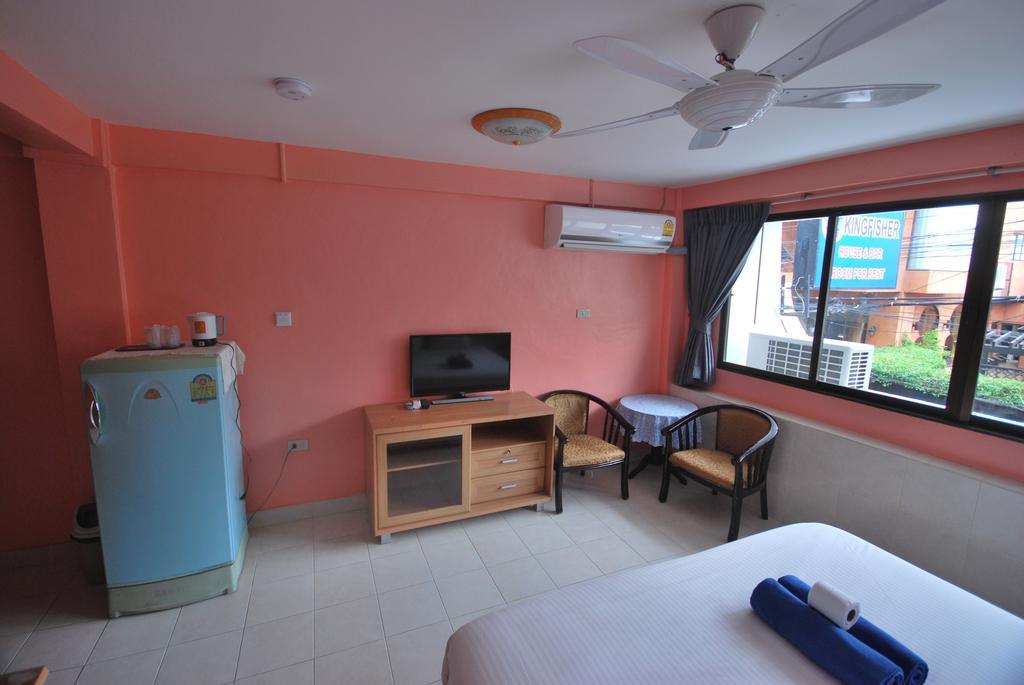 Kingfisher House & Bar Pattaya Zewnętrze zdjęcie